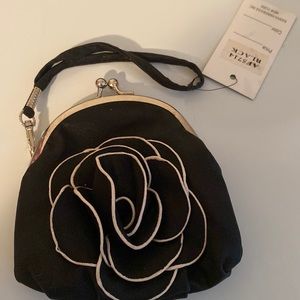 NWT Sasha wristlet